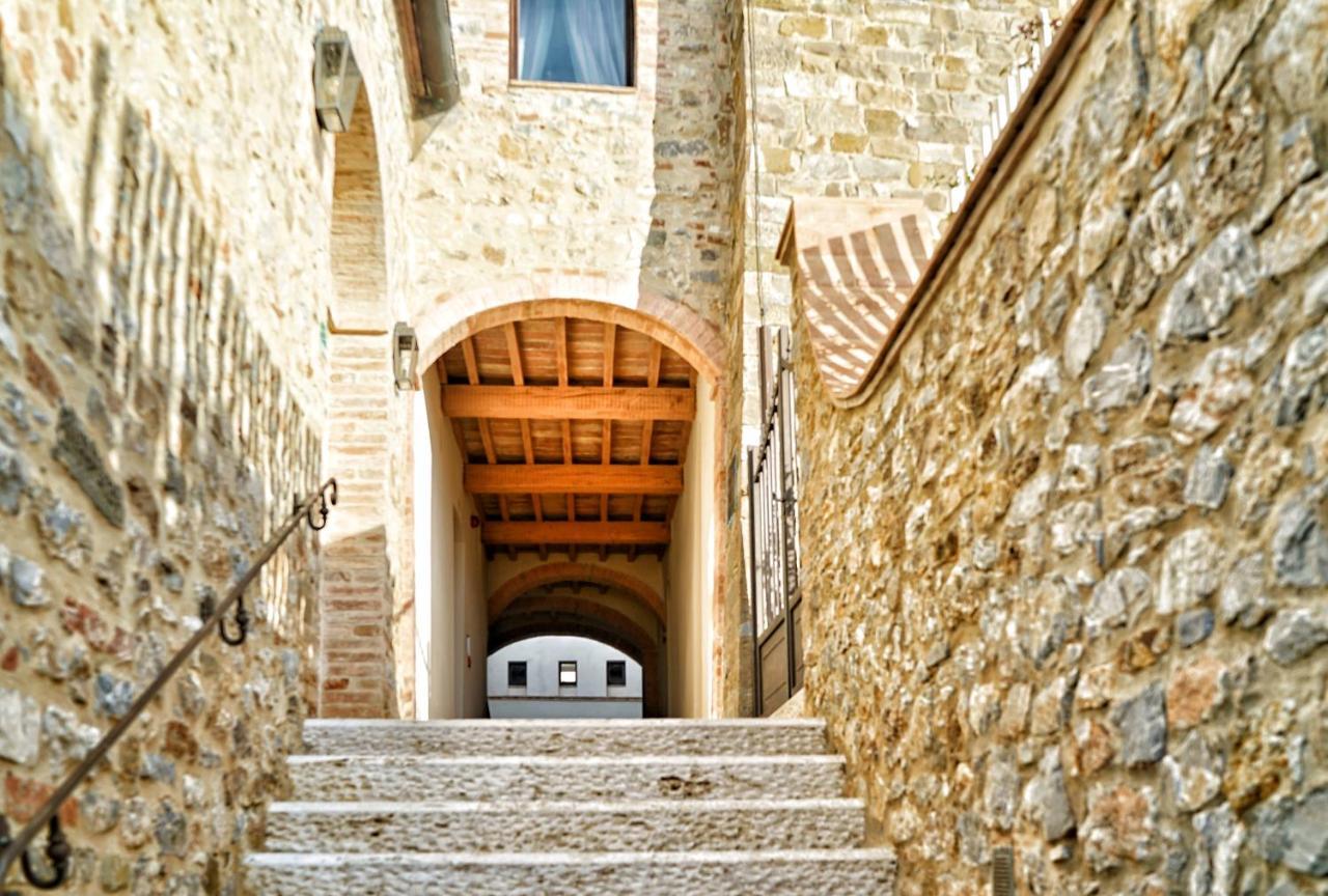 Castello Di Velona Resort, Thermal Spa & Winery Montalcino Exterior foto