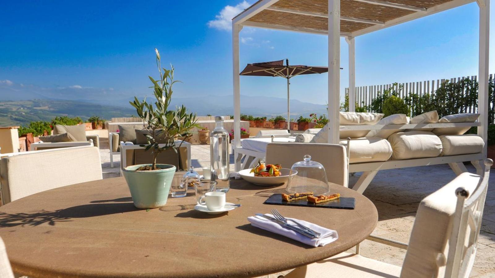 Castello Di Velona Resort, Thermal Spa & Winery Montalcino Exterior foto