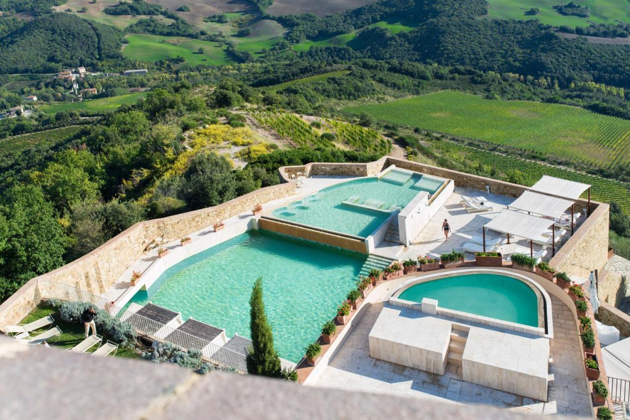 Castello Di Velona Resort, Thermal Spa & Winery Montalcino Exterior foto