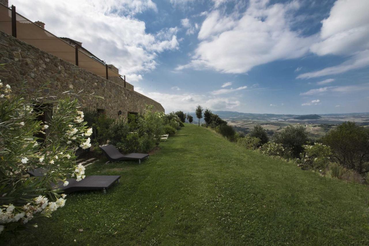 Castello Di Velona Resort, Thermal Spa & Winery Montalcino Exterior foto